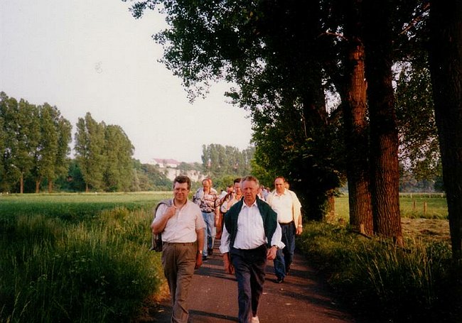 1990-05