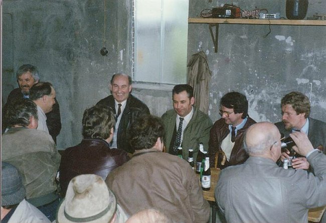 1986-08