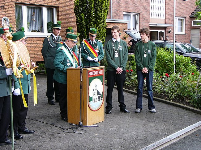 P1000438